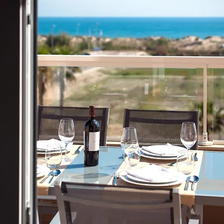 Vista Infinita By On Travel Oliva